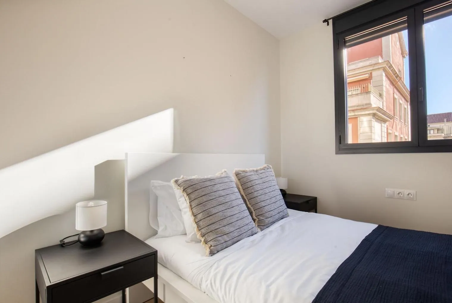 Apartment Galvany 3Br W Doorman Private Terrace Bcn-117 Barcelona