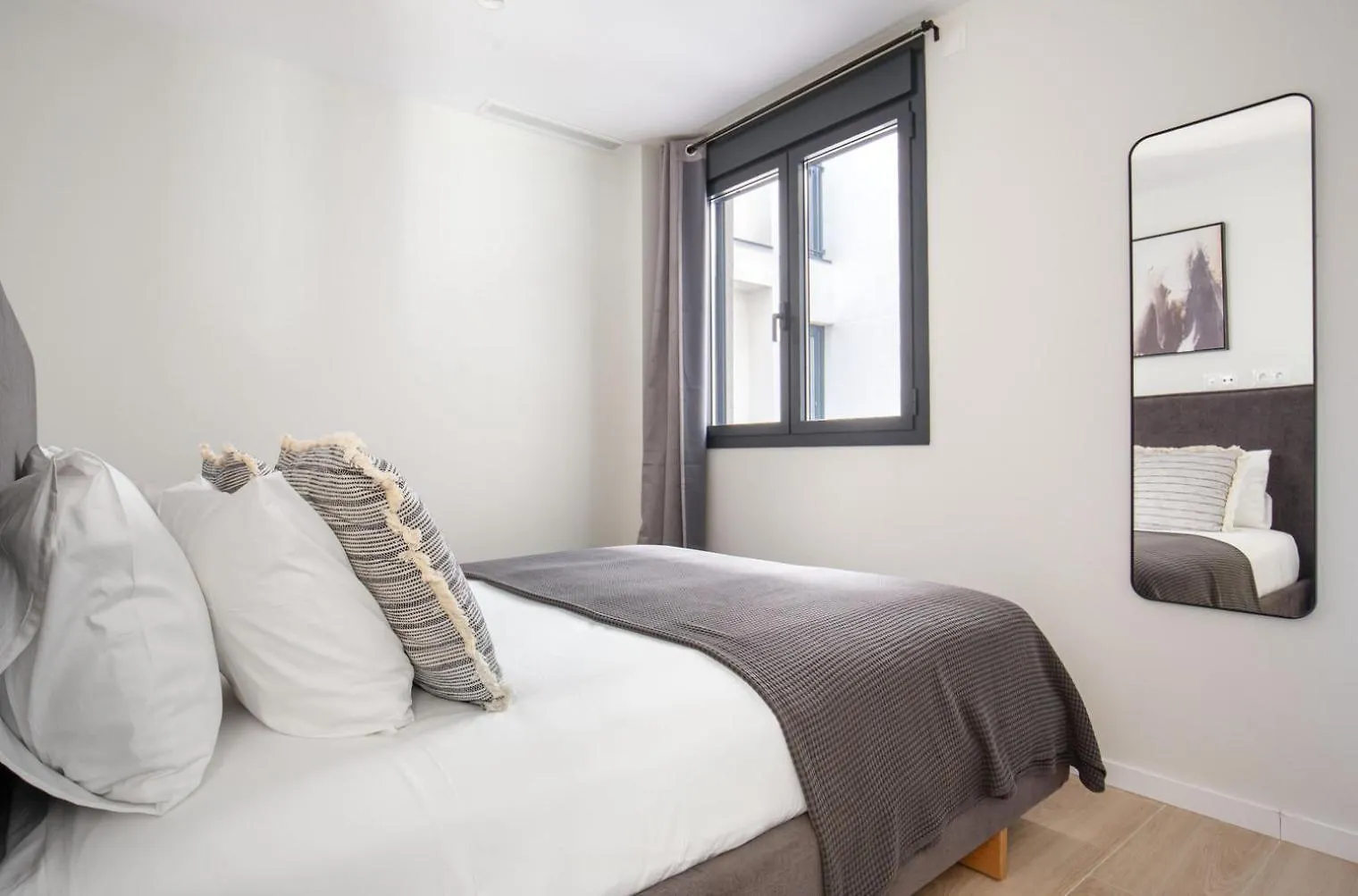 Apartment Galvany 3Br W Doorman Private Terrace Bcn-117 Barcelona
