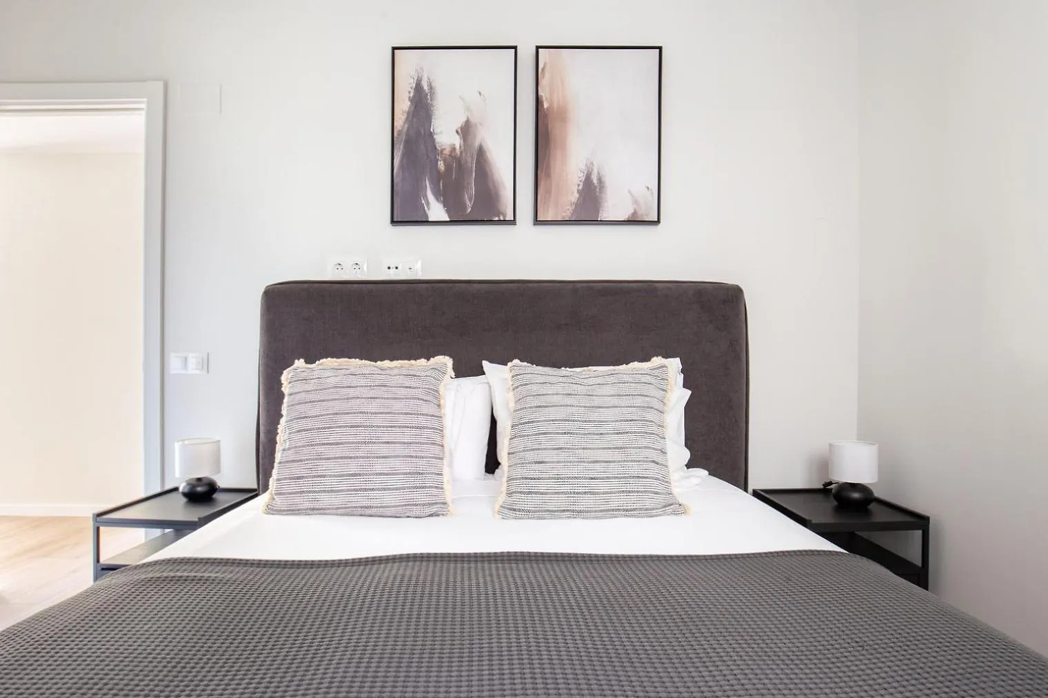 Apartment Galvany 3Br W Doorman Private Terrace Bcn-117 Barcelona Spain